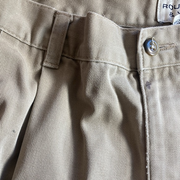 Vintage Mens Roundtree & Yorke Pleated Tan Shorts Pre Owned Size 38 - Picture 4 of 10